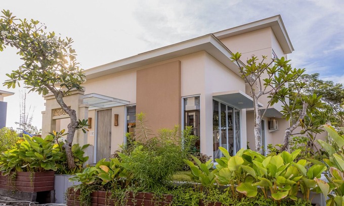 Kampial Villa | Alves House Nusa Dua Ungasan 2BR