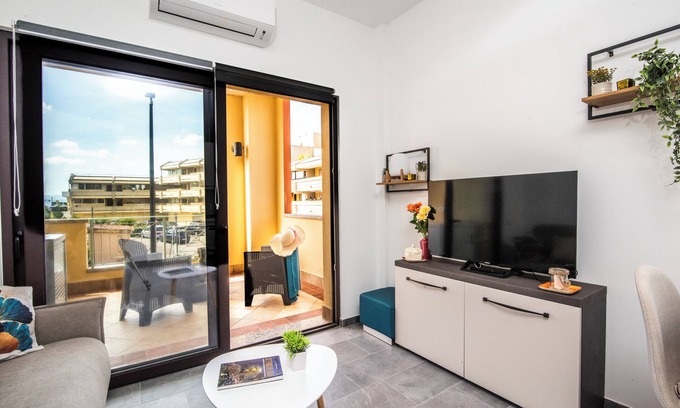 Olbia Apartment | Always Traveling Near The City Center, Olbia, Italy