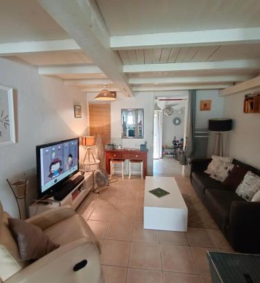La Couronne Apartment | AMARA DOS
