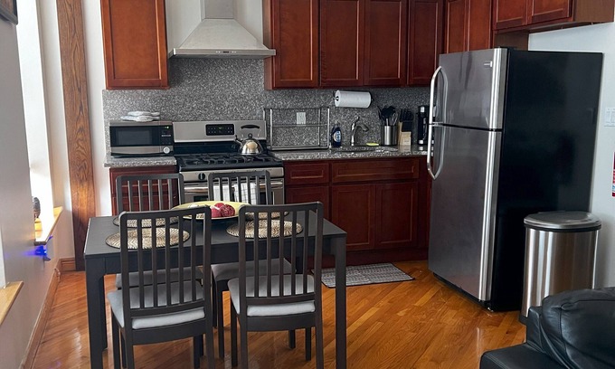 Bedford-Stuyvesant Apartment | Amazing 2 BR Brownstone Apt.