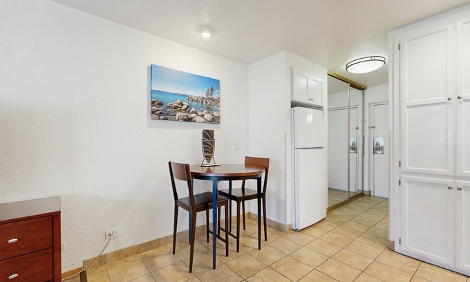 South Lake Tahoe Apartment | Amazing amenities, pool views, and a privileged location near Heavenly await