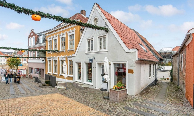 Aabenraa Apartment | Amazing apartment in Aabenraa with WiFi