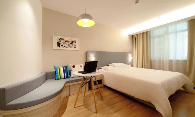 Puerto Galera Apartment | Amazing apartment with AC in Puerto Galera