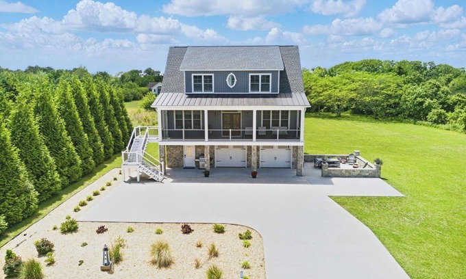 Sharps House | Amazing Dunnsville River House With Great Views and Sunrises, Peaceful Setting.