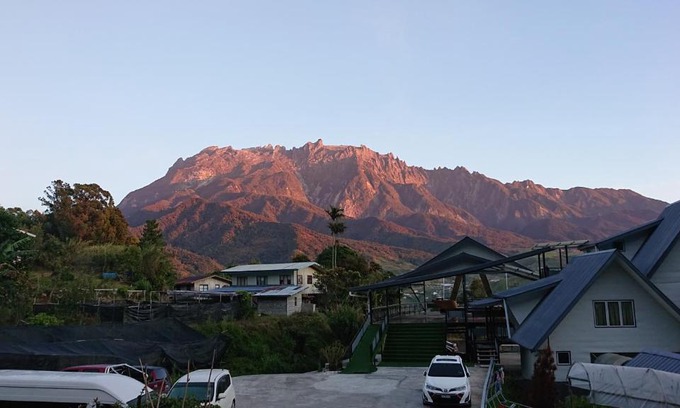 Kundasang Cabin | Amazing Grace Lodge