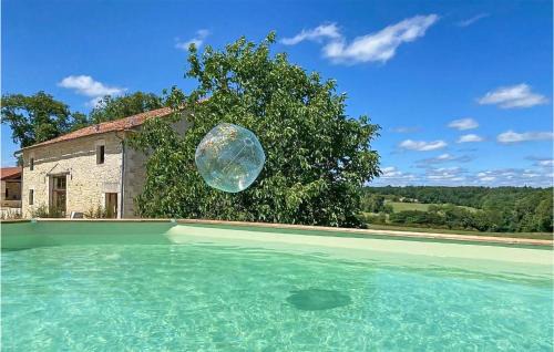 Lussas-et-Nontronneau House | Amazing Home In Lussas Et Nontronneau With Wifi