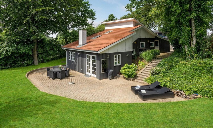 Andkær Vig House | Amazing home in Børkop with WiFi