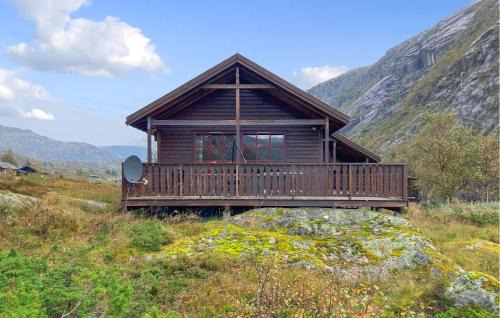 Gjesdal House | Amazing Home In Dirdal With Wifi