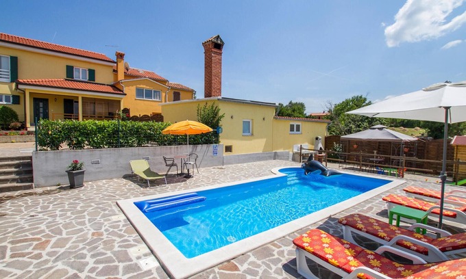 Snasici House | Amazing home in Labin with sauna