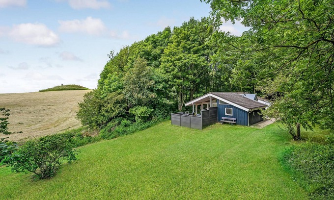 Tranbjerg J House | Amazing home in Mårslet with WiFi