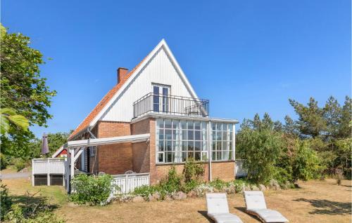 Snogebaek House | Amazing Home In Nexø With Wifi