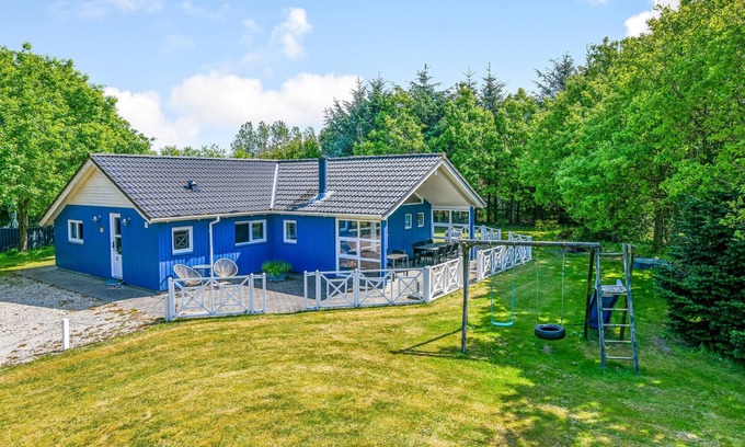 Jegum House | Amazing home in Oksbøl with WiFi