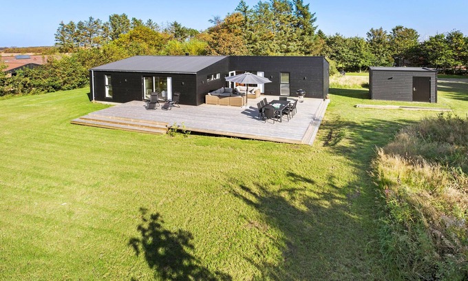 Lihme House | Amazing home in Spøttrup with WiFi