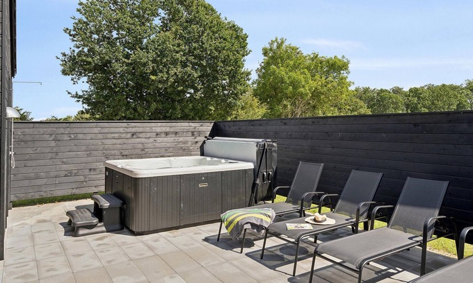 Mommark Strand House | Amazing home in Sydals with sauna