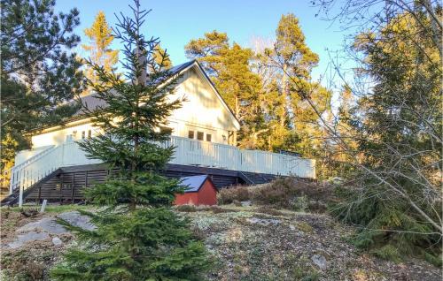Vaddo House | Amazing Home In Väddö With Wifi