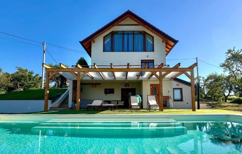Gornji Mihaljevec House | Amazing Home In Vukanovec With Sauna