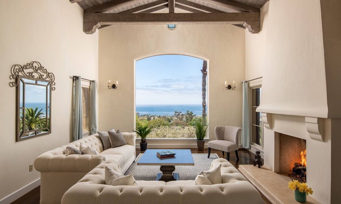 Country Club House | Amazing La Jolla Views with Pool & Spa!
