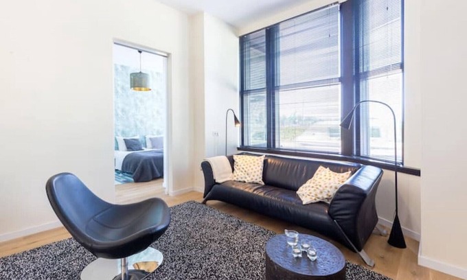 Kralingen-Crooswijk Apartment | Amazing location - Modern designer apartment