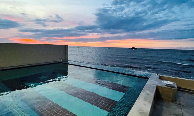 Vega Baja House | Amazing ocean front house with heated pool/Book with confidence!