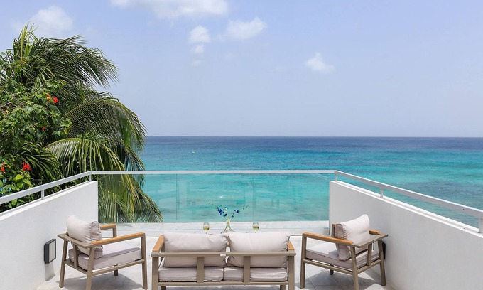 Prospect Villa | Amazing oceanfront 3 story standalone villa
