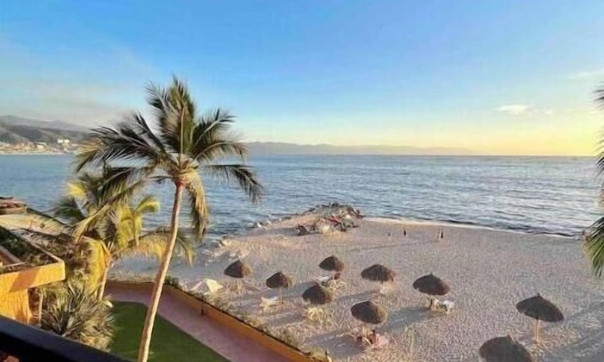 Puerto Vallarta Apartment | Amazing Penthouse front Playa en los tules