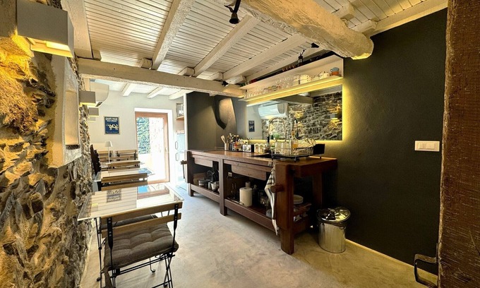 Apricale House | Amazing place, solarium & Hamam