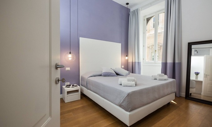 Rome City Centre Apartment | Amazing Suite Piazza Venezia Suite Int. 10