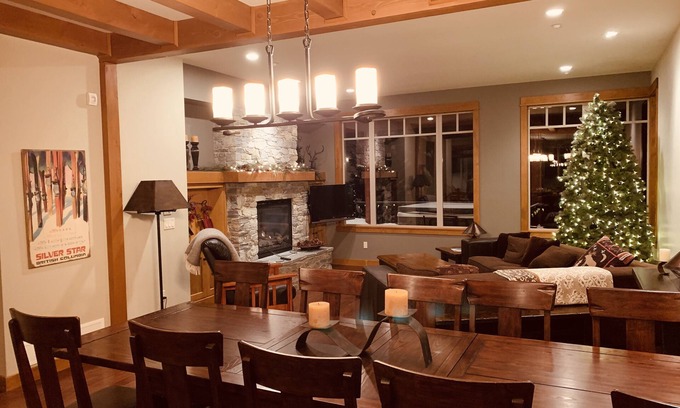 Silver Star Mountain House | Amazing Upgraded Chalet with Everything You Need and It's ALL Yours - No Suite