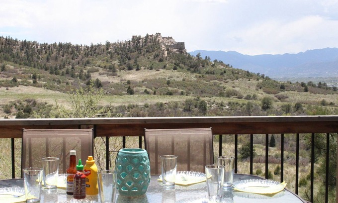 Northeast Colorado Springs House | Amazing Views and Privacy minutes from major Co Springs attractions