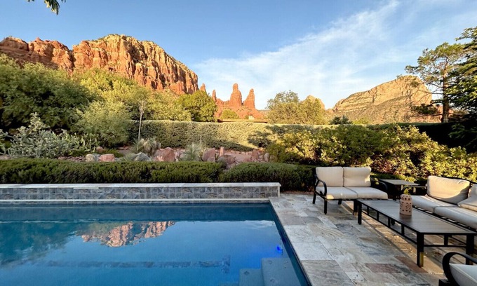 Sedona House | Amazing views/heated pool/hot tub/EV charger