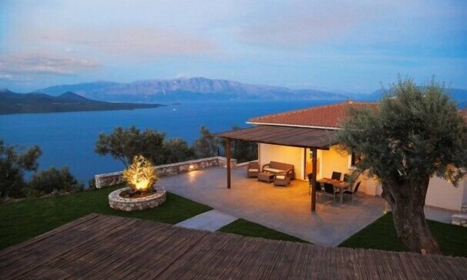 Spanokhorion Villa | Amazing Villa in Lefkada