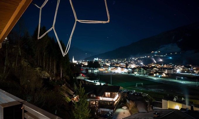 Kaprun Apartment | Amelies - Penthouse - Amelies Mountain Views by we rent