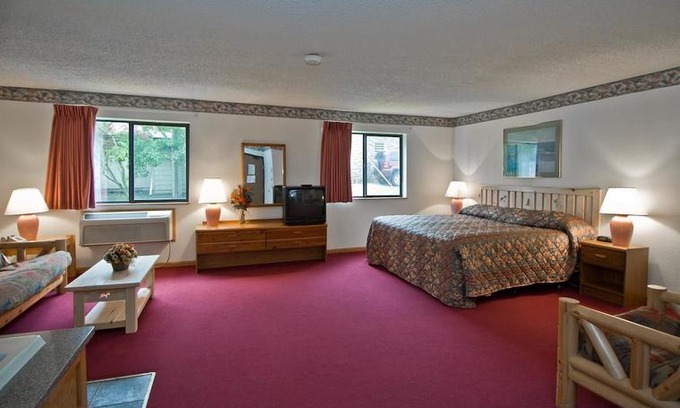 International Falls Hotel | America's Best Value Inn & Suites International Falls