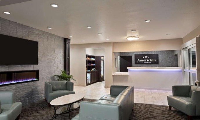 Appleton Hotel | AmericInn by Wyndham Appleton West