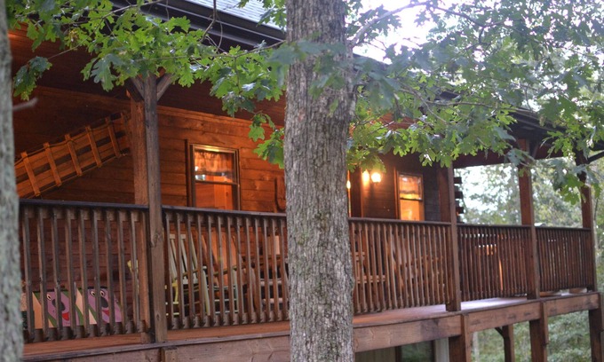 Hickory Hills Ski Chalet | Amish Inspired Chalet In Ski, Rafting, Hiking, Bike Riding Area- 4 mi to gorge