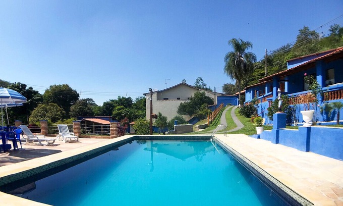 Itaoca House | Ampla Chácara c piscina e churrasq em Guararema/SP
