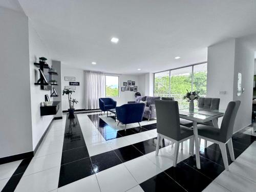 Neiva Apartment | Amplio Apto familiar con AC en La Orquídea