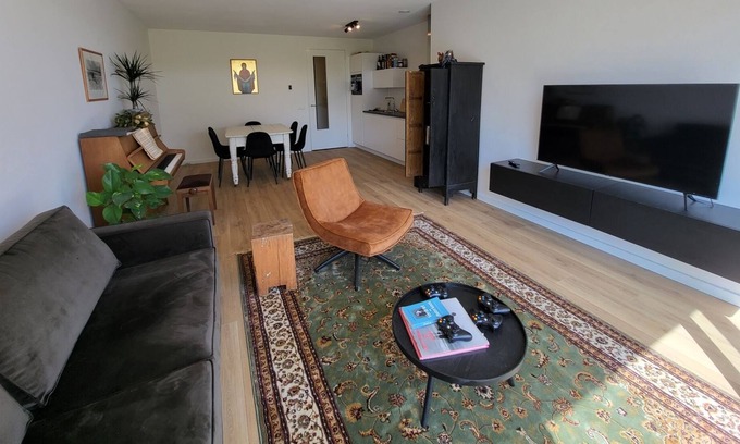 Van der Pekbuurt Apartment | Amsterdam apartment
