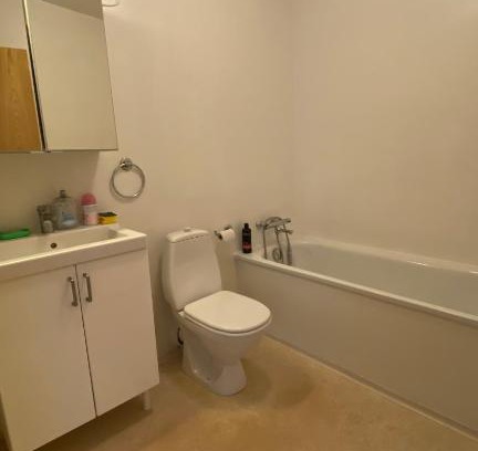 Breidholt House | An apartment in which a room is rented out Jörfabakki 109 Reykjavík