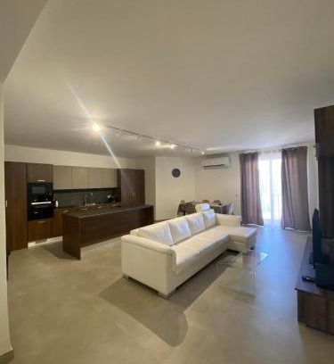 Gudja Apartment | An immaculate 3 bedroom apartment in Gudja