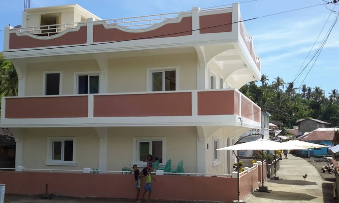 Daram House | An Unusual & Different holiday rental home in a remote fishing village in Burgos