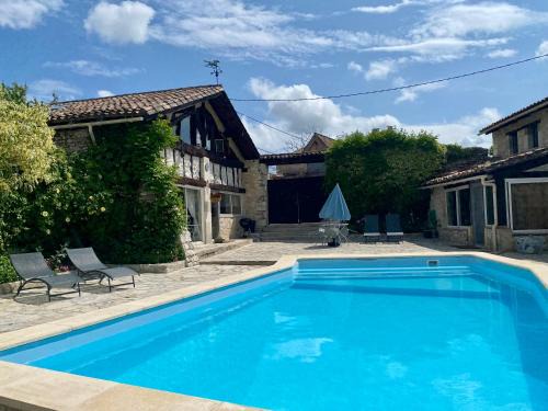 Saint-Eutrope-de-Born House | Anahata Gite