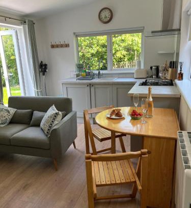 Ballydehob Ski Chalet | Ancaire Lodge