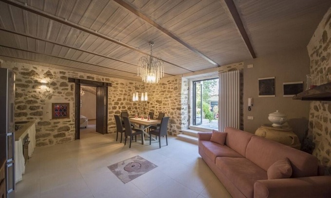 Assisi House | Ancient medieval tower, ideal for couples or families
