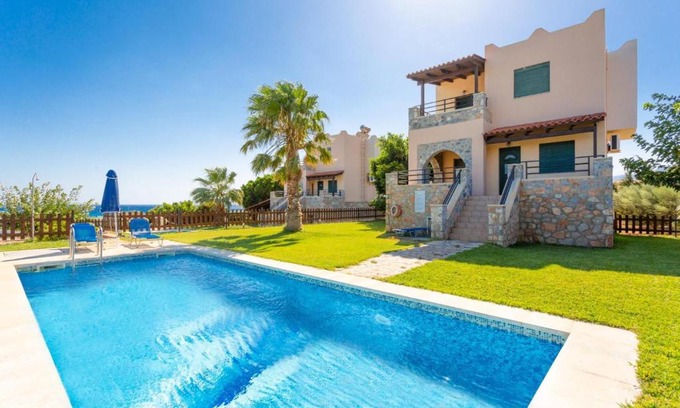 Fragkokastello Villa | Andreas Beach Villa