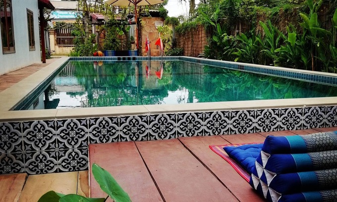 Sangkat Sla Kram House | ANGKOR DINO B&B, PRIVATE 8 BEDROOM POOL VILLA NEAR ANGKOR PARK