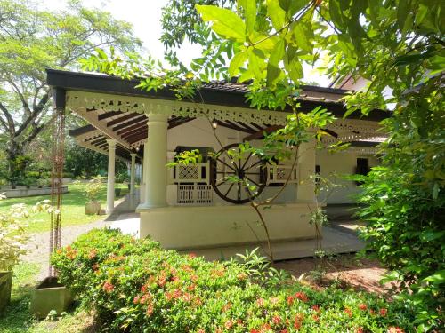 Kalagedihena House | Anncyl1857
