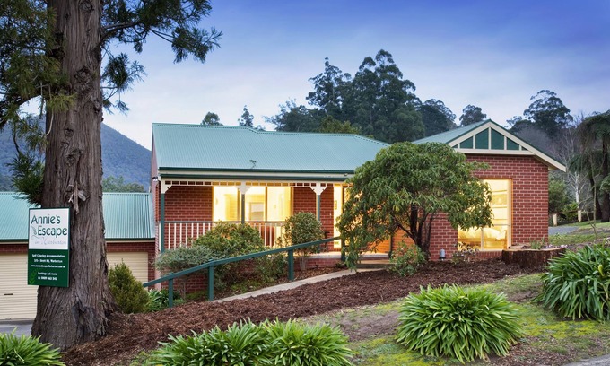 Warburton House | Annie's Escape in Warburton