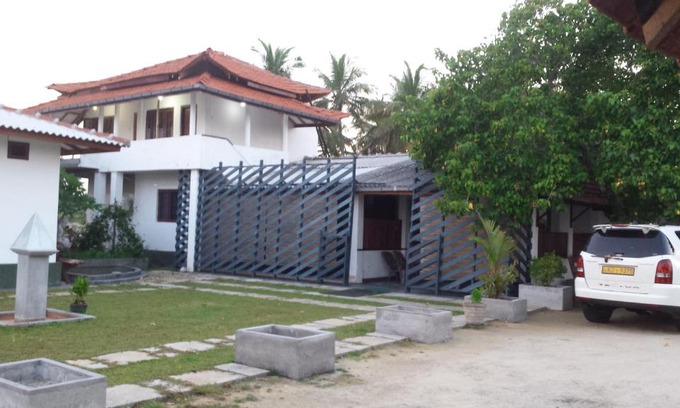 Kalpitiya Hotel | Anoleth