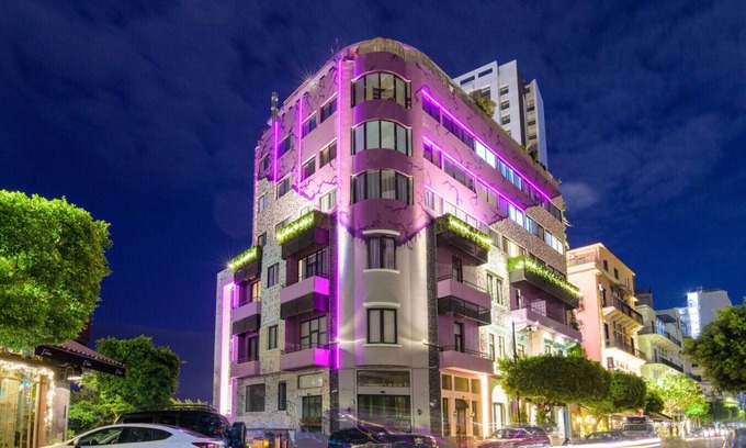 Gemmayzeh Apartment | Anoor 210 · Anoor 1-BR Apt in Gemmayze W/Terrace & 24/7 Power